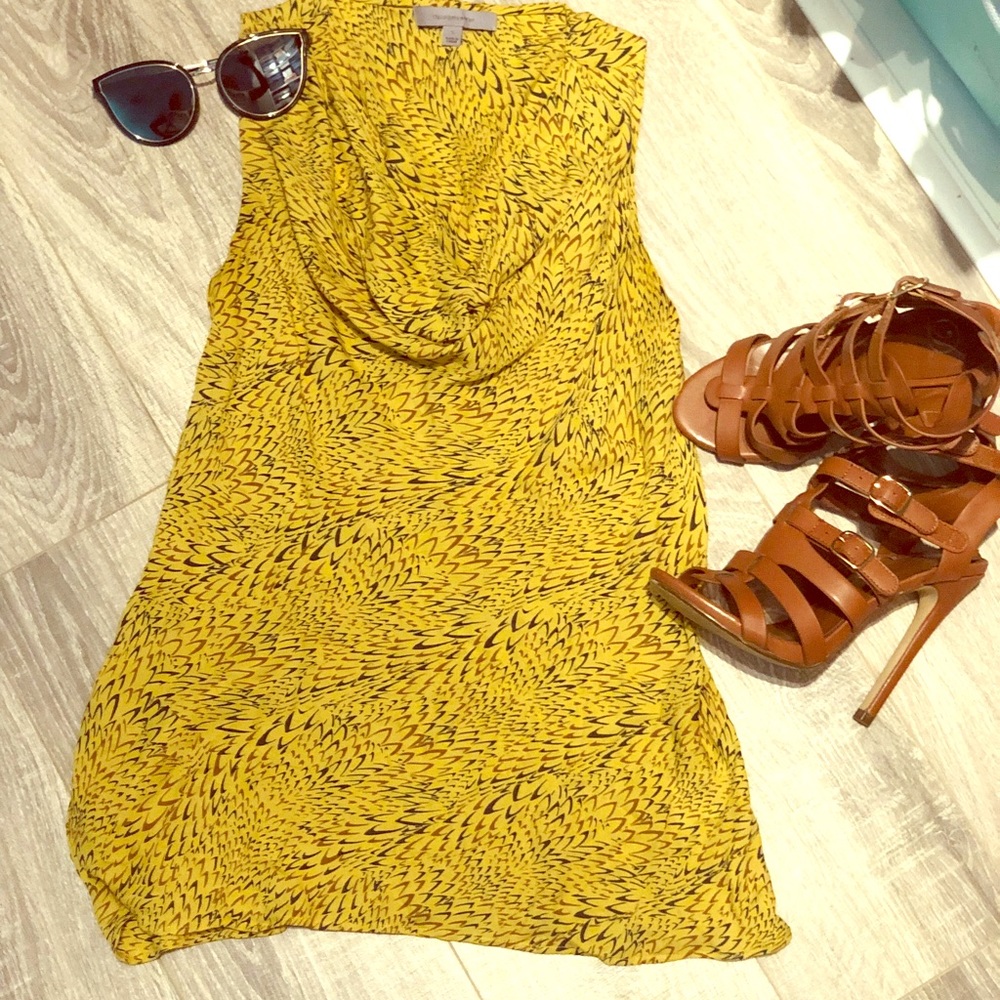 Yellow top with cal neck